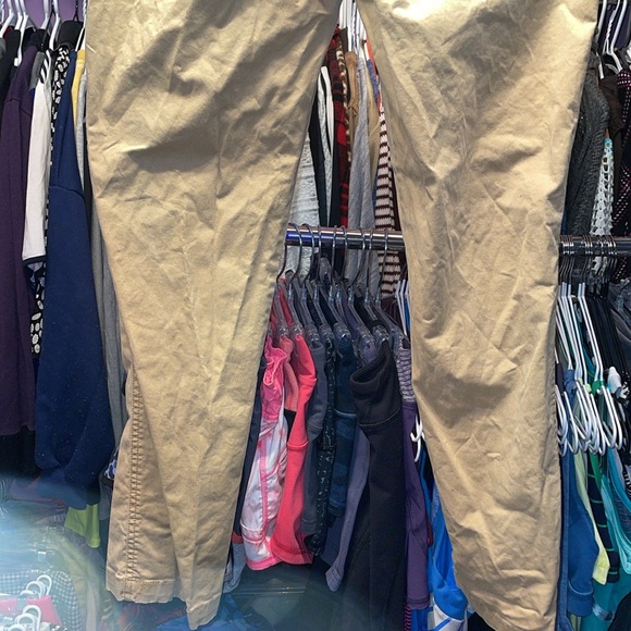 GAP GIRLFRIEND KHAKI KAKI GIRLFRIEND tan light brown size 4 - Picture 7 of 9